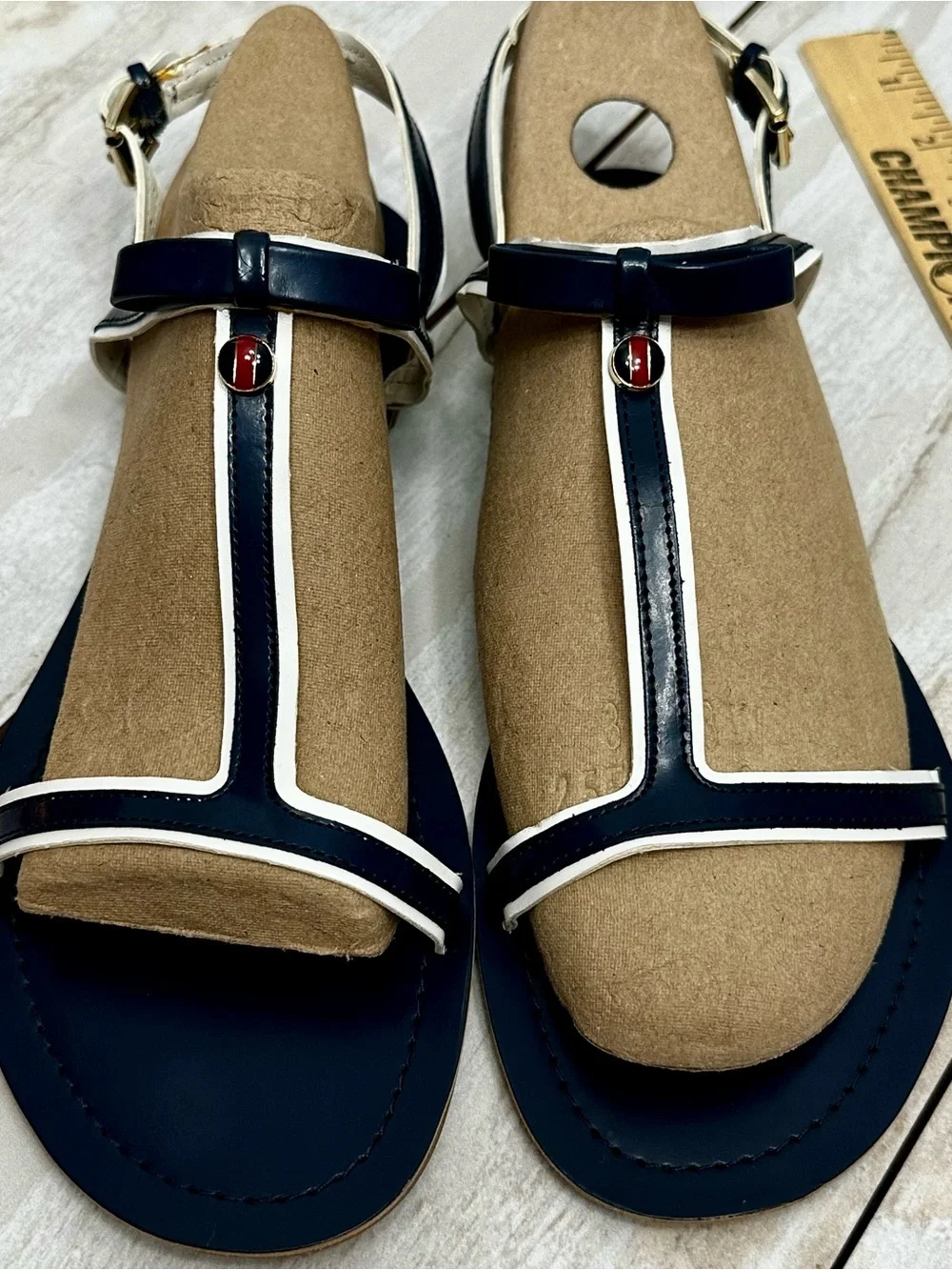 Tommy Hilfiger Navy White T-Strap Sandals Bow Red Logo Charm Nautical Preppy 9.5